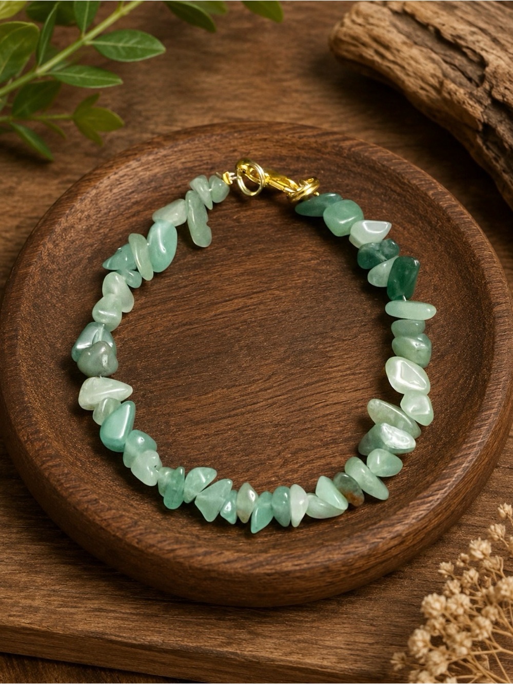 Green Aventurine Chip Bracelet – Gold Clasp
